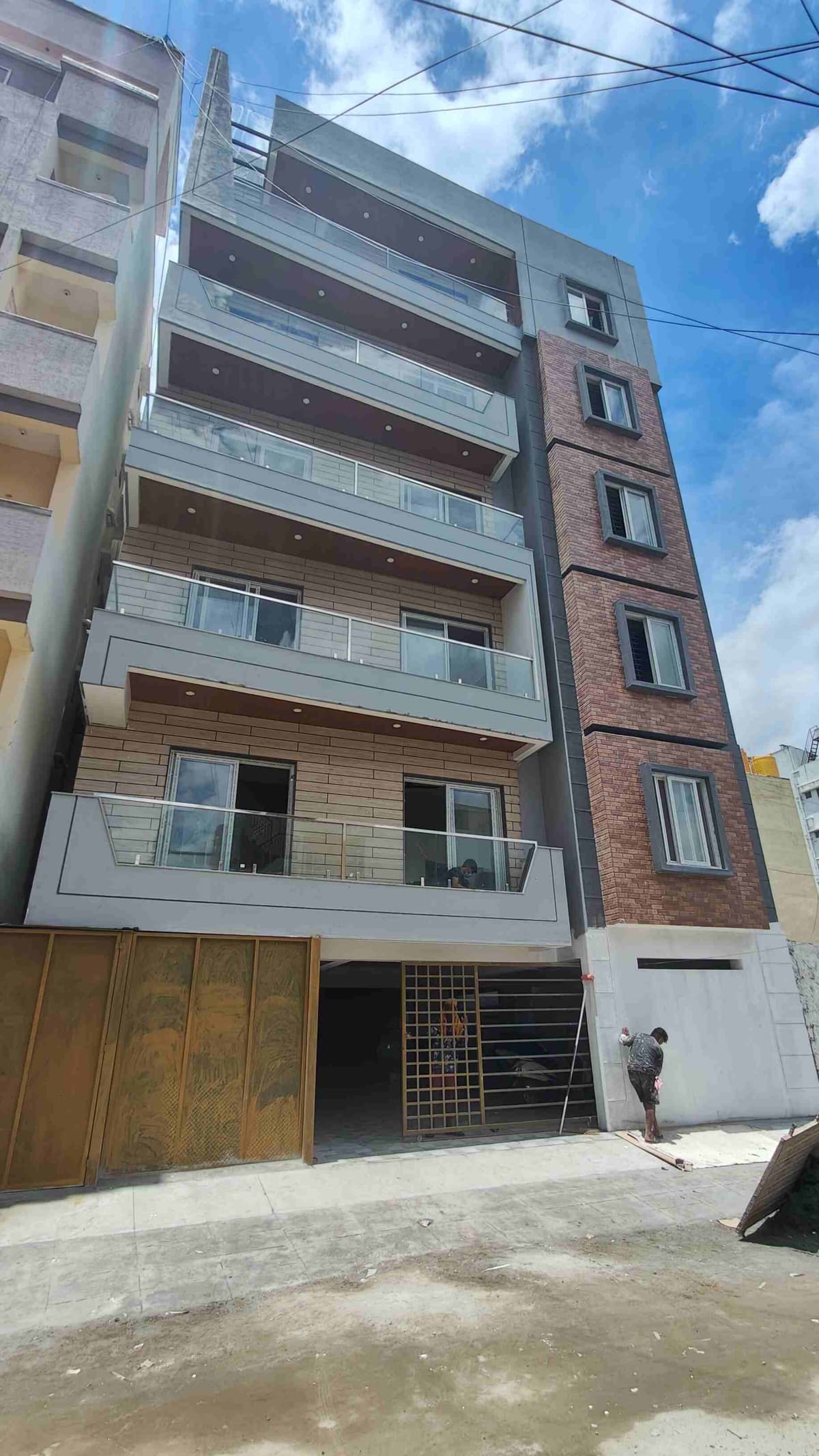 2 BHK Semi-Furnished For Rent In HSR