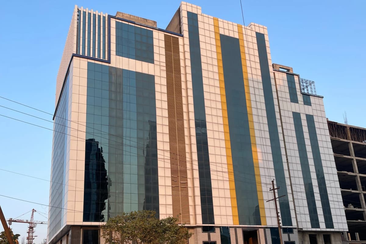 Lets Connect Coworking Space Noida 136